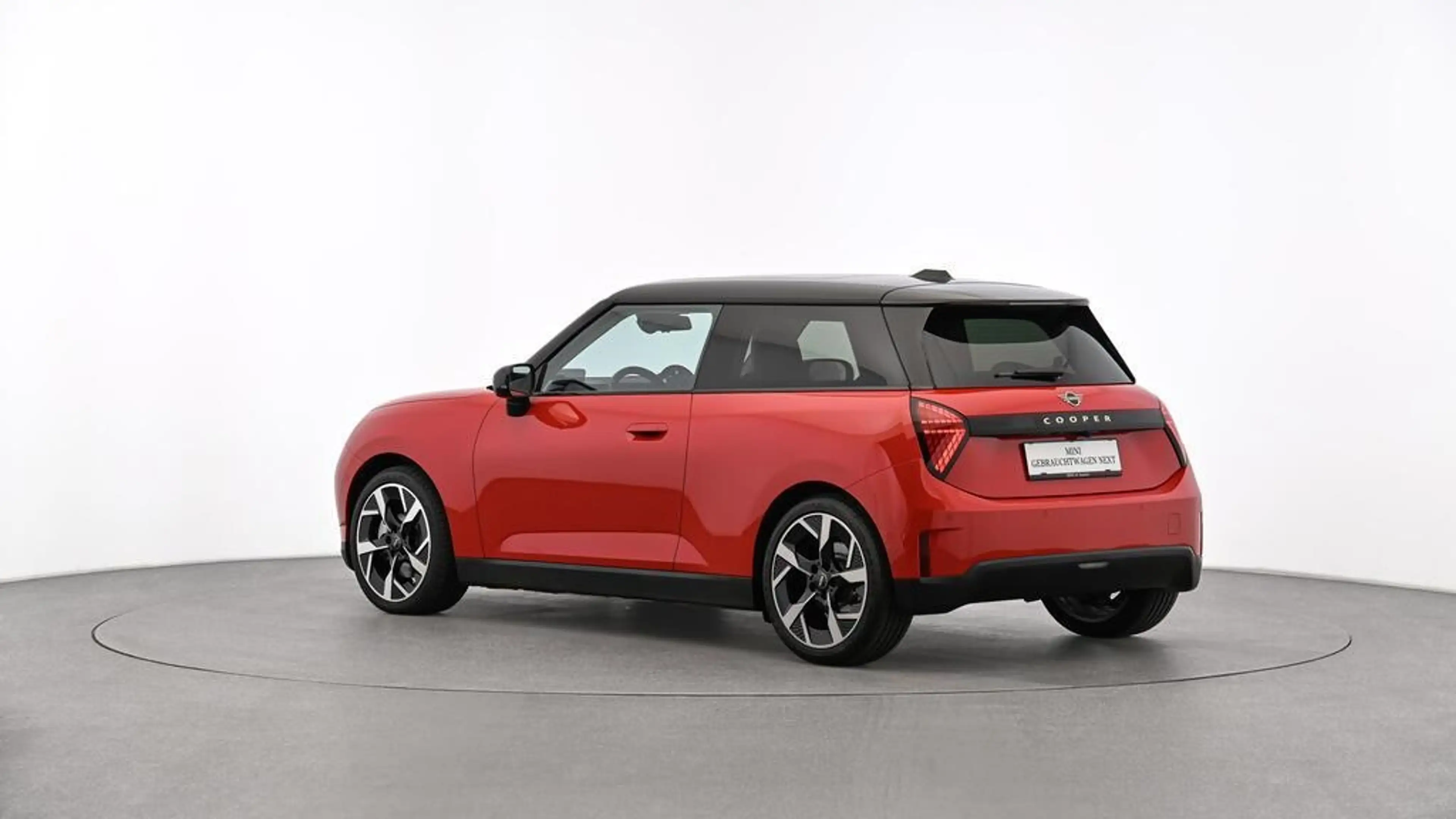 MINI Cooper E J01 HC0 — photo 6
