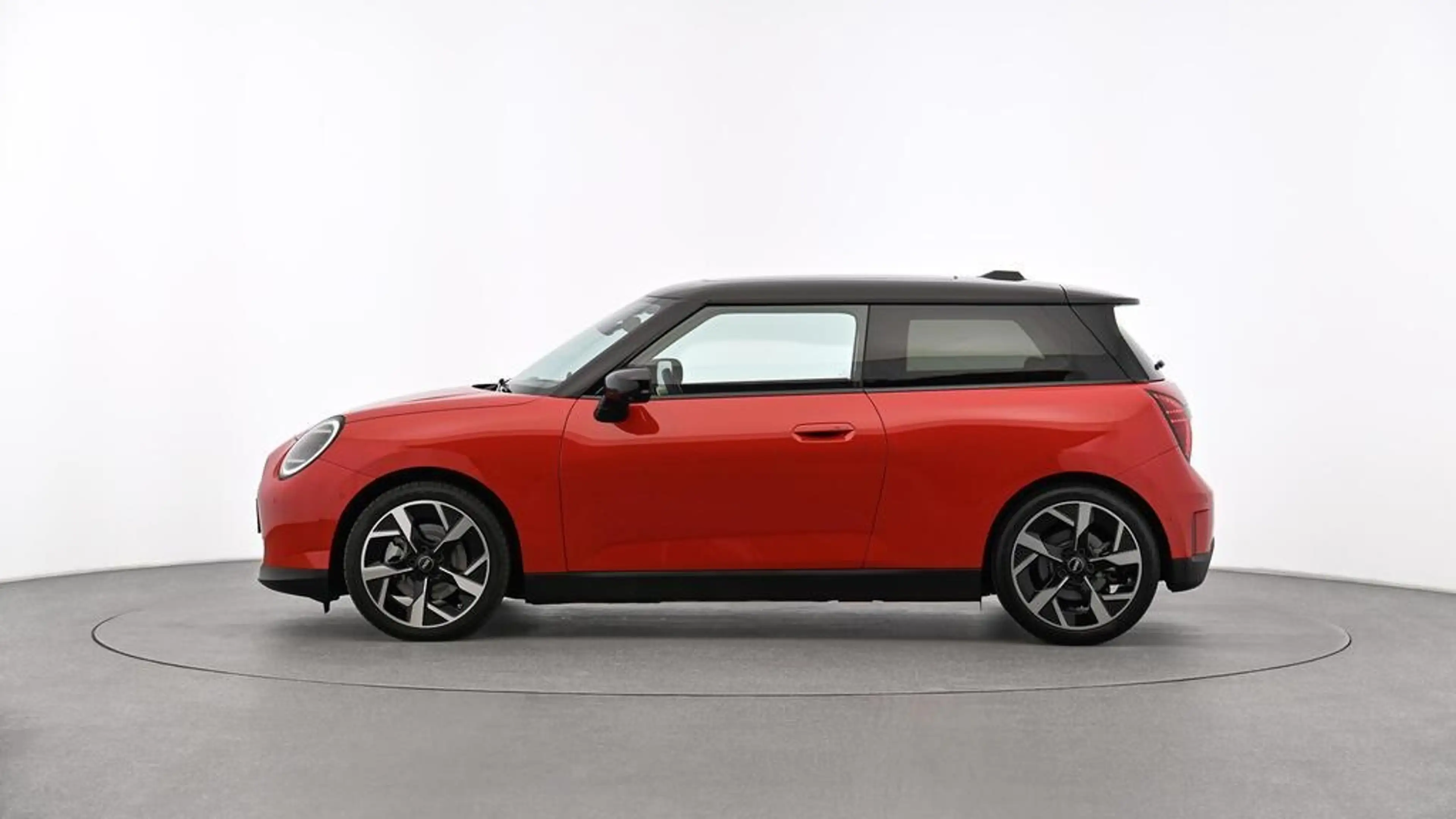 MINI Cooper E J01 HC0 — photo 4