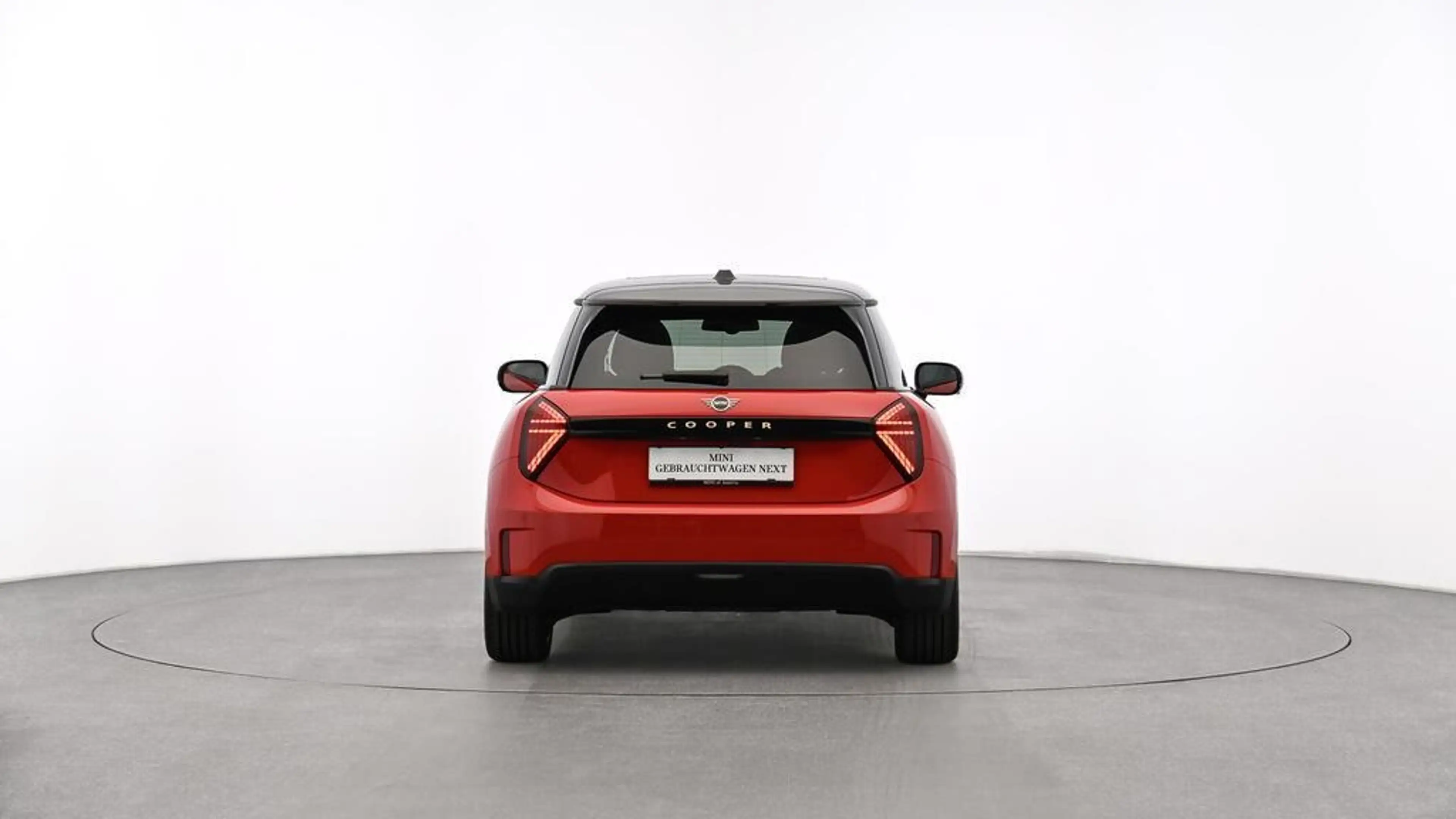 MINI Cooper E J01 HC0 — photo 8
