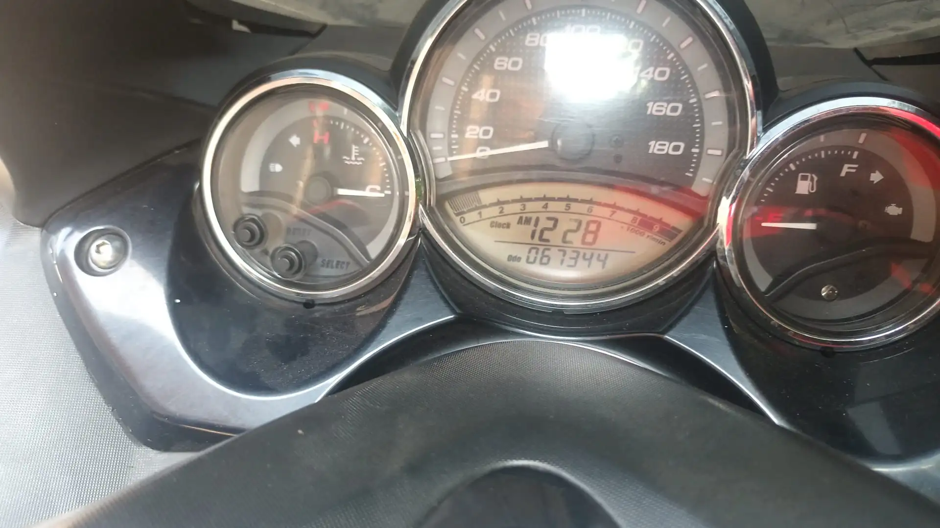 Yamaha TMAX 500 unico difetto carena con presenza di graffi - 1
