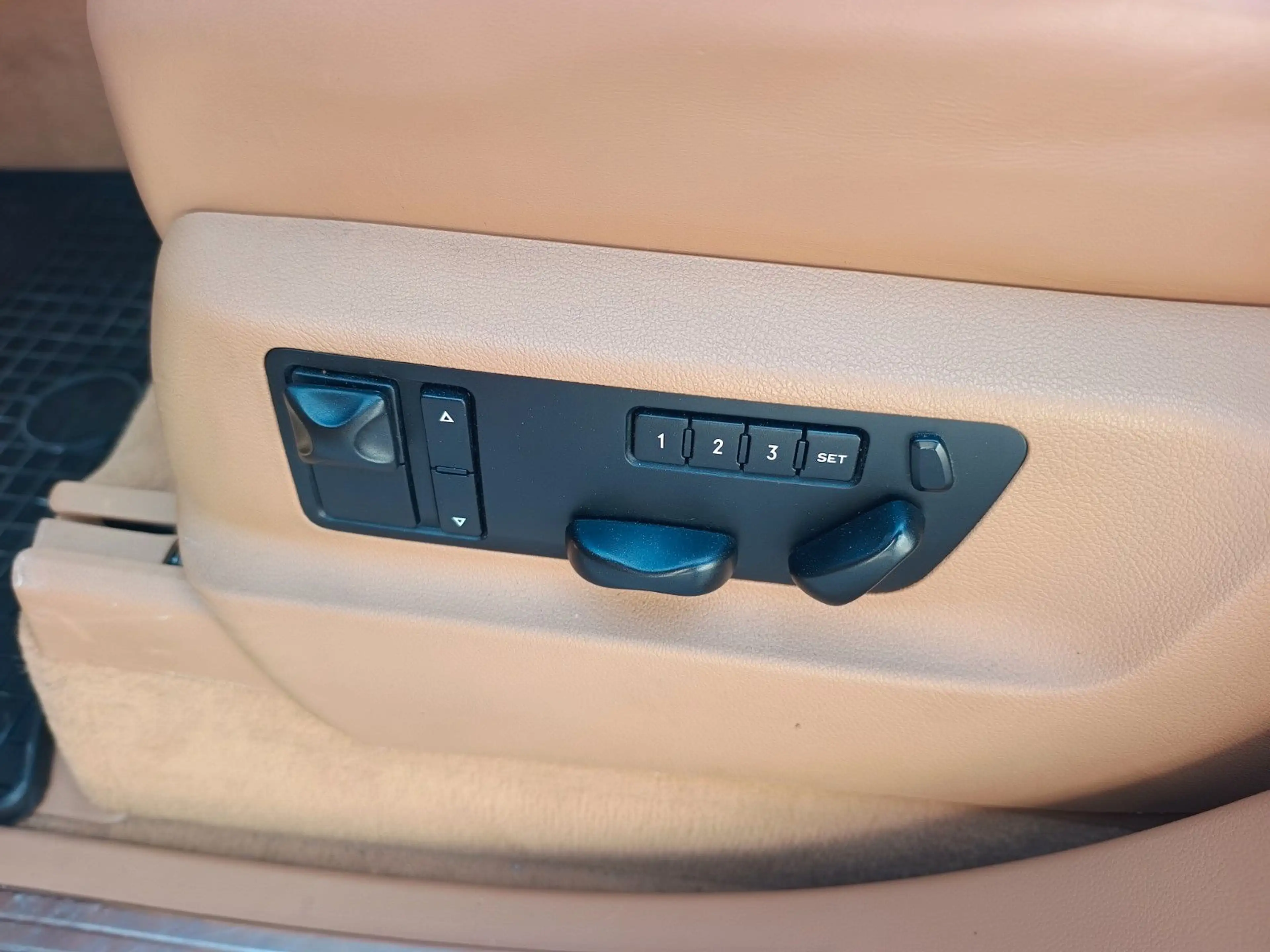 Porsche Cayenne Diesel, Leder, NAVI, AHK, Autom, Memory — photo 15