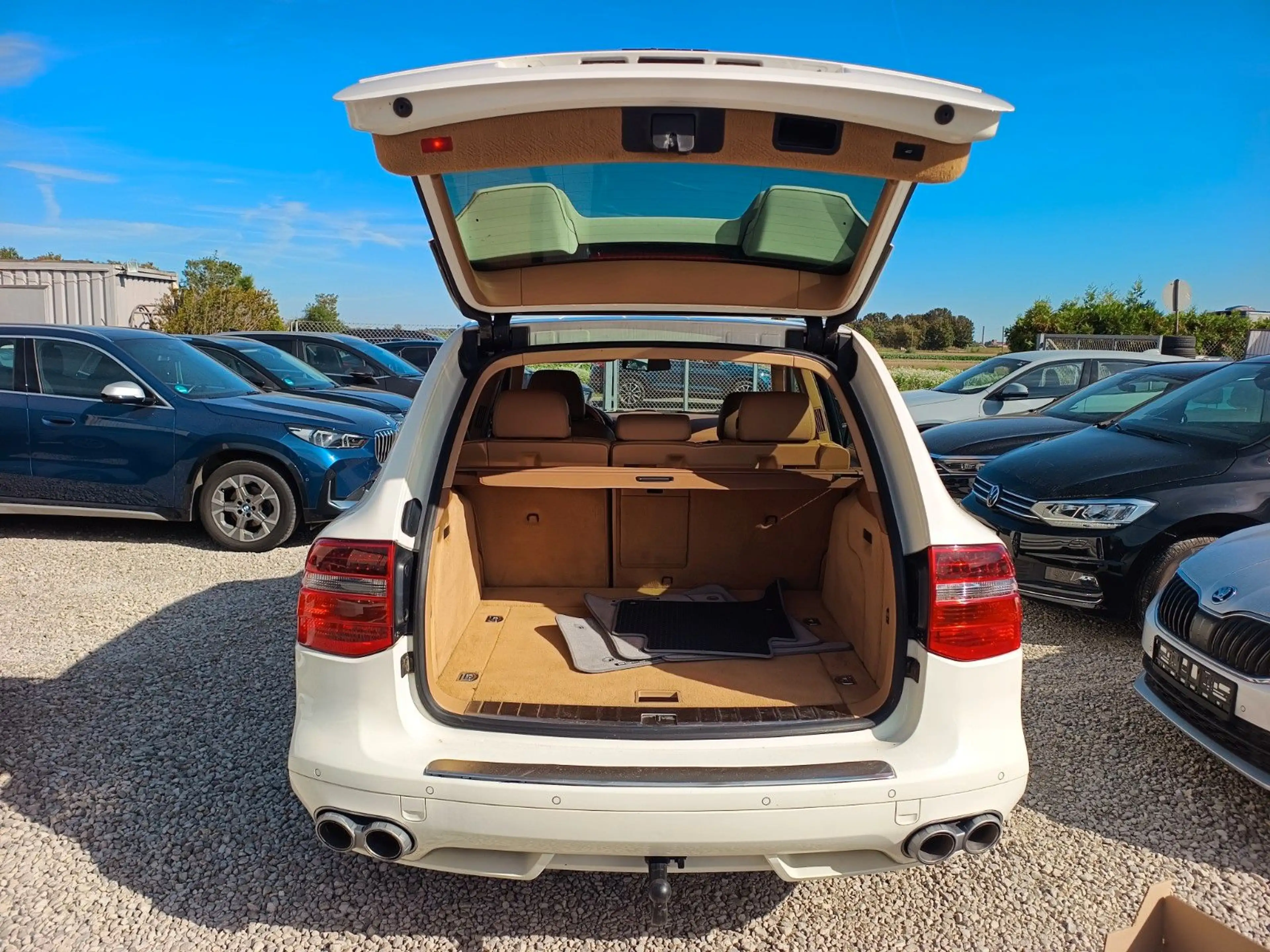 Porsche Cayenne Diesel, Leder, NAVI, AHK, Autom, Memory — photo 7
