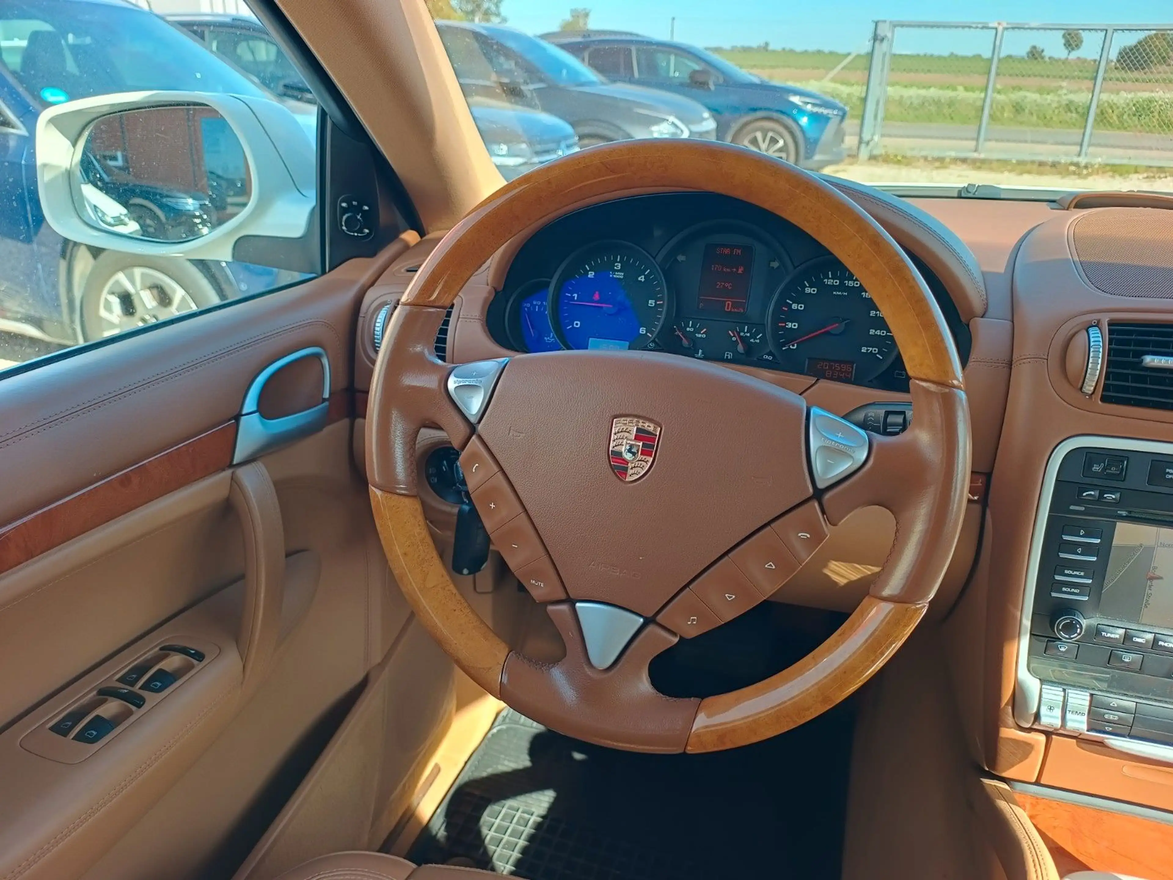 Porsche Cayenne Diesel, Leder, NAVI, AHK, Autom, Memory — photo 12