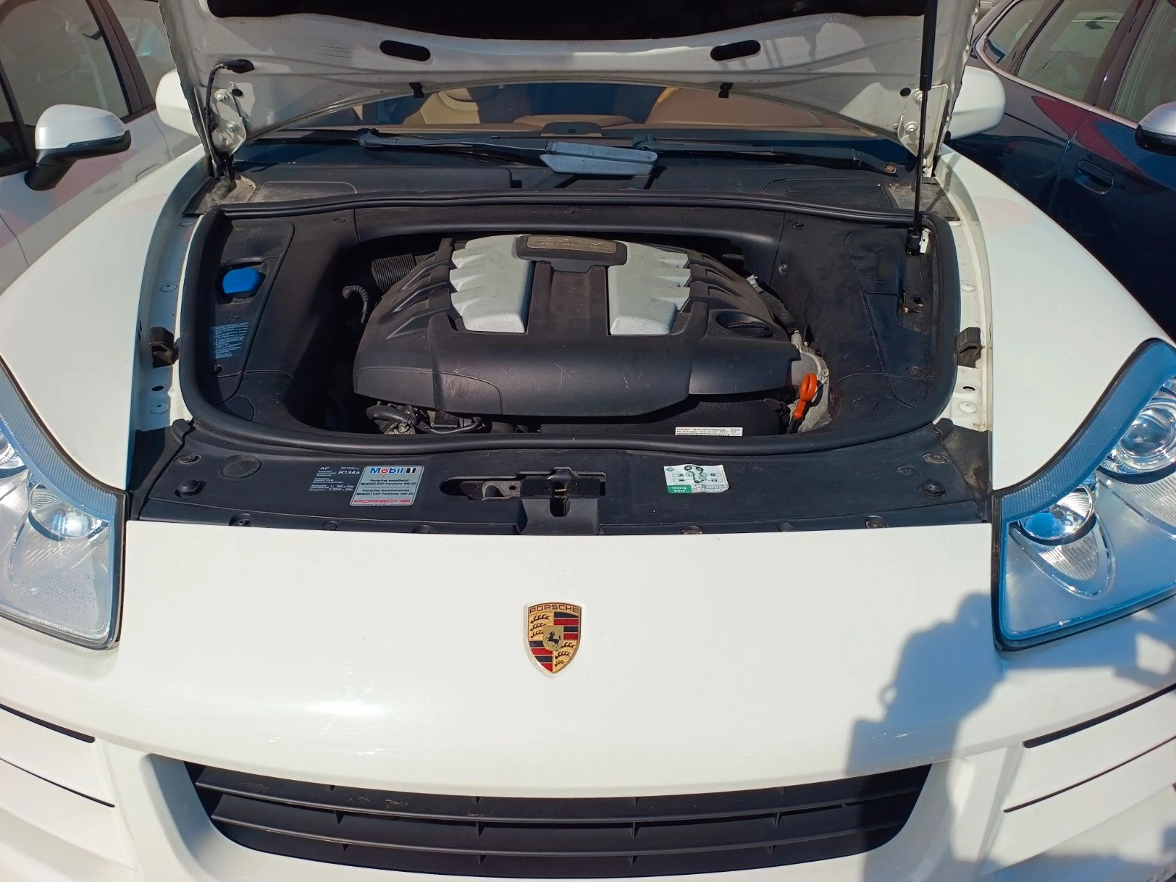 Porsche Cayenne Diesel, Leder, NAVI, AHK, Autom, Memory — photo 18