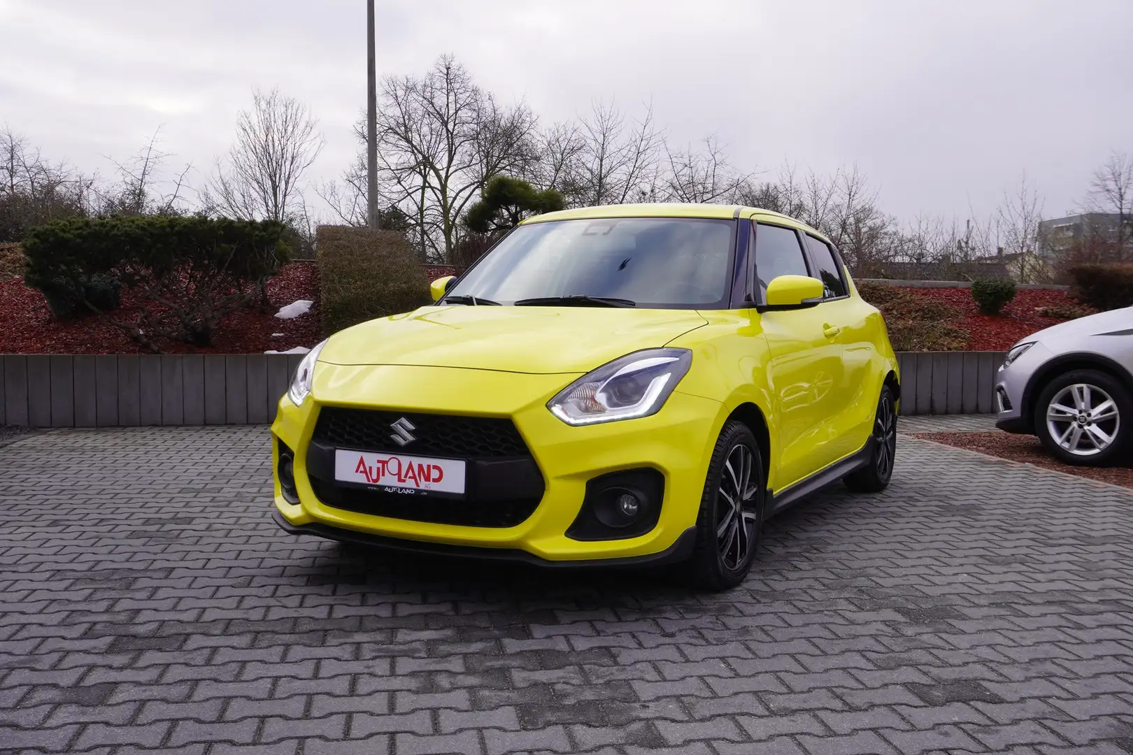 Suzuki Swift 1.4 Sport LED ACC Navi Spurhalte DAB AUX Amarillo - 2