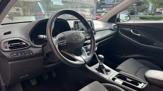 Hyundai i30 view 7
