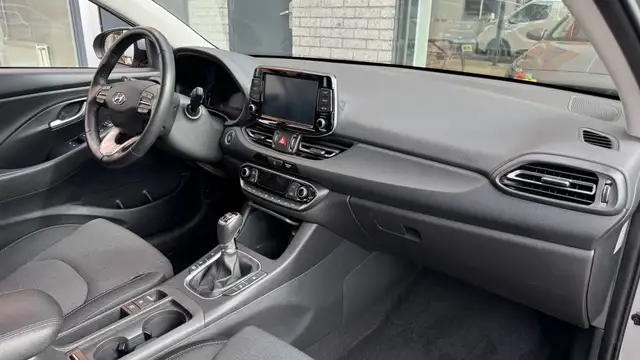 Hyundai i30 view 11