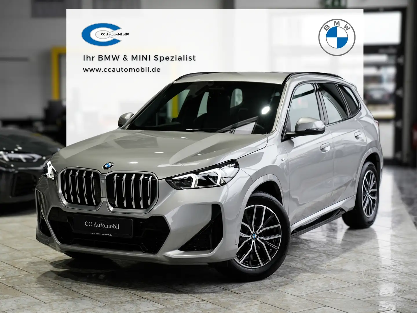 BMW X1 sDrive 18i M Sport Komfortzugang Silber - 1