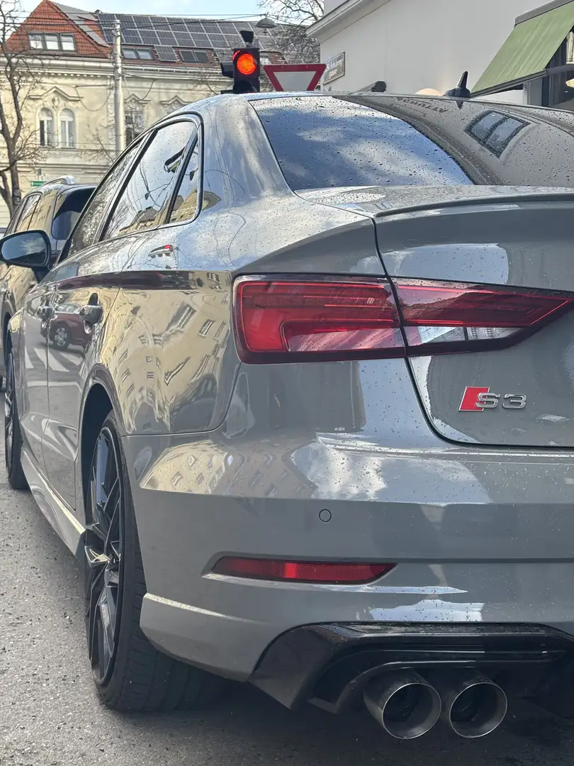 Audi S3 2.0 TFSI quattro Grau - 2
