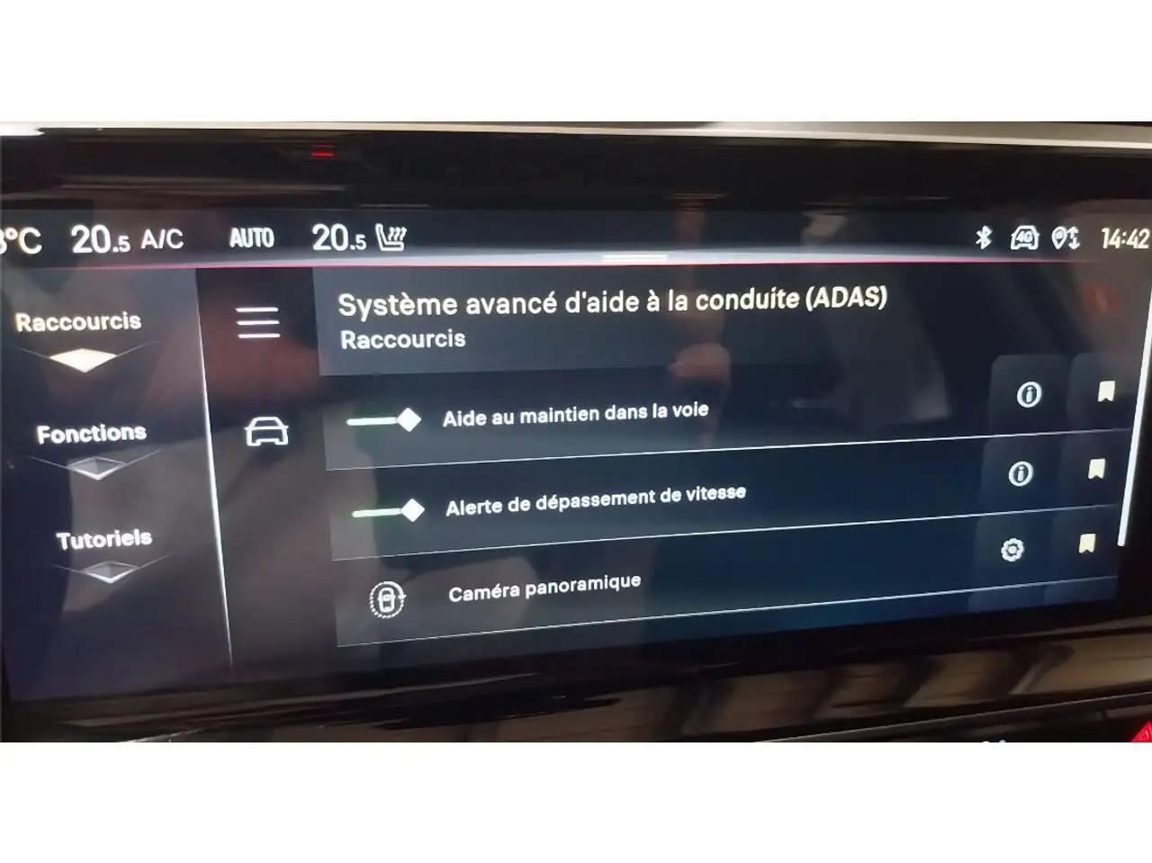 DS Automobiles DS 7 Crossback 2025 — фото 13