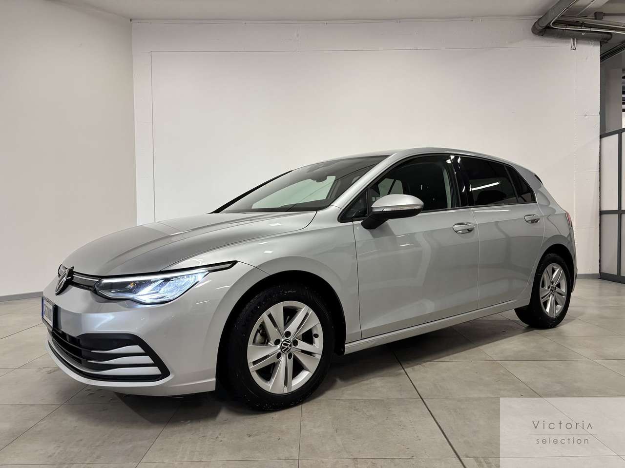 Volkswagen Golf 2.0 TDI 150 CV LIFE C.AUTOMATICO CARPLAY SENSORI