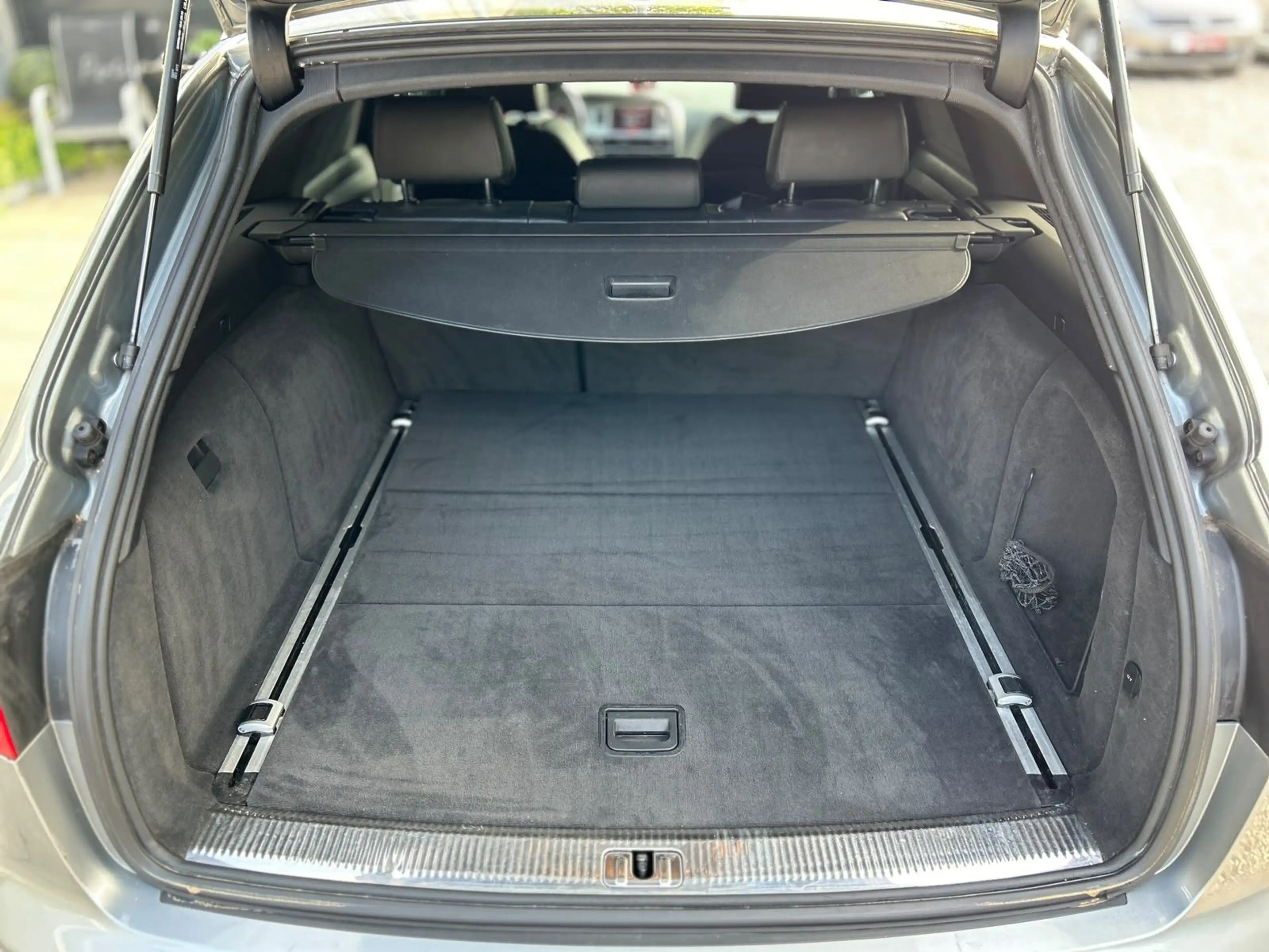 Audi A6 Avant 2.7 TDI/3xS-LINE/S-DACH/LUFT/XENON/NAVI — photo 10