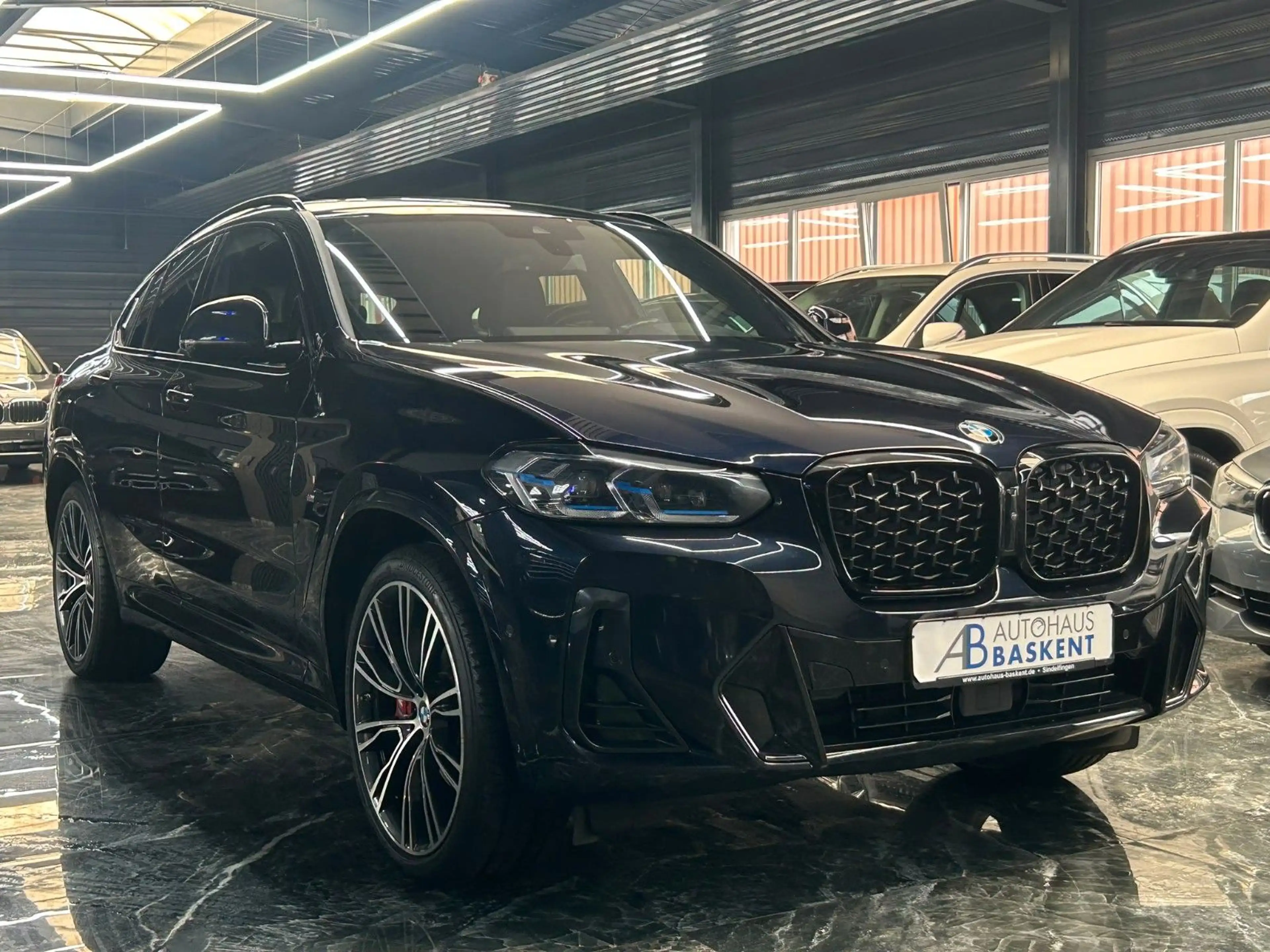 BMW X4 xDrive 30 d M SPORT*HEAD-UP*AHK*PANO*KAMERA* — photo 14