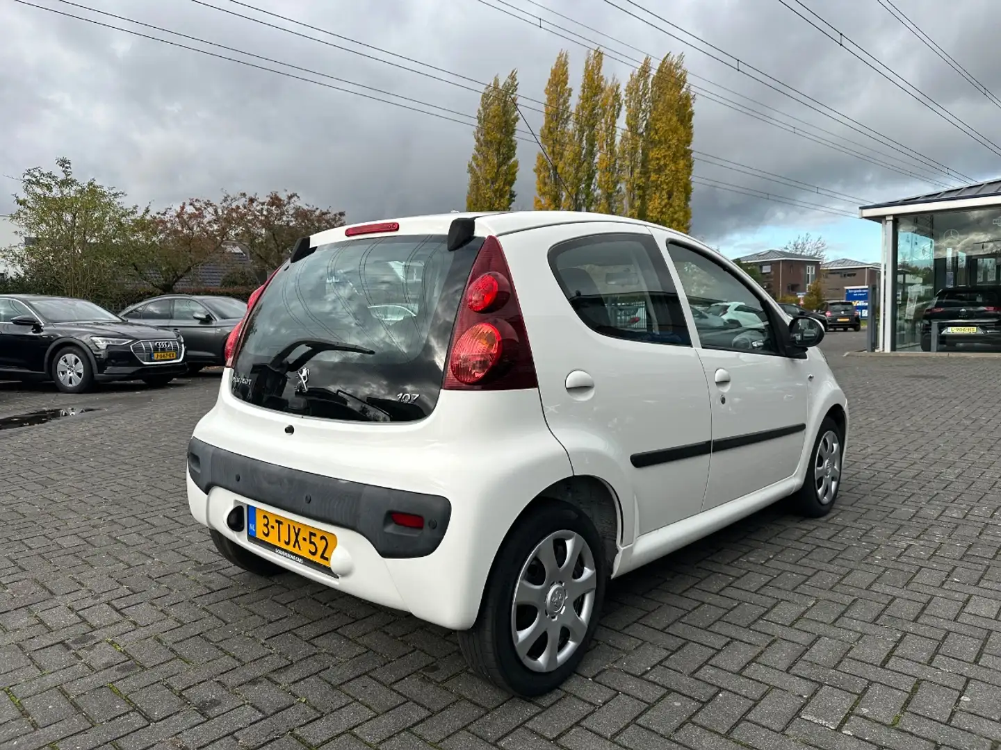 Peugeot 107 1.0 | Active 5-Drs | Airco Wit - 2