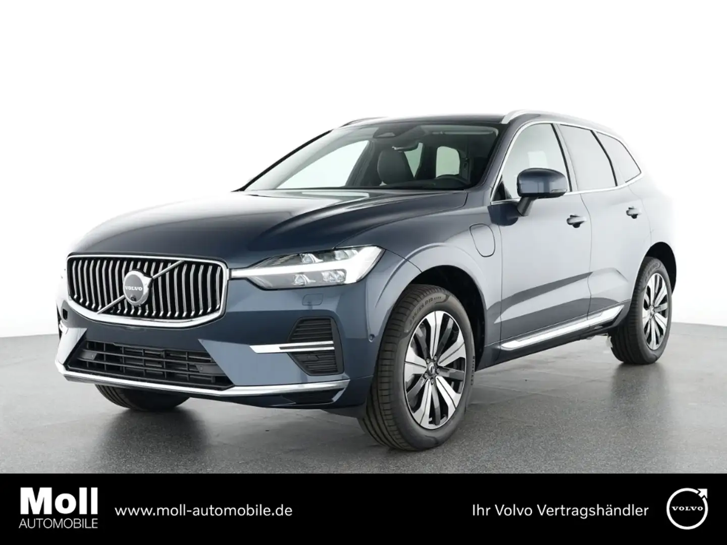 Volvo XC60 Plus Bright Recharge Plug-In Hybrid AWD HUD StandH Blau - 1