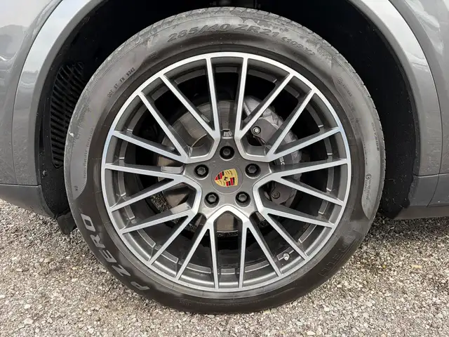 Porsche Cayenne III E-Hybrid*Panorama-PDLS-Leder...* Ansicht 23