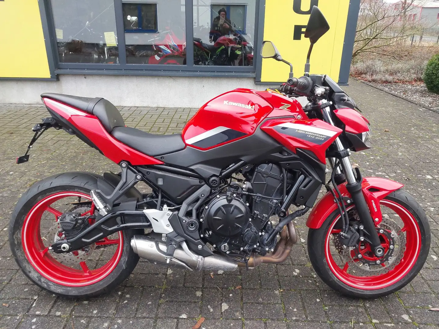 Kawasaki Z 650 50TH Anniversary Rouge - 1