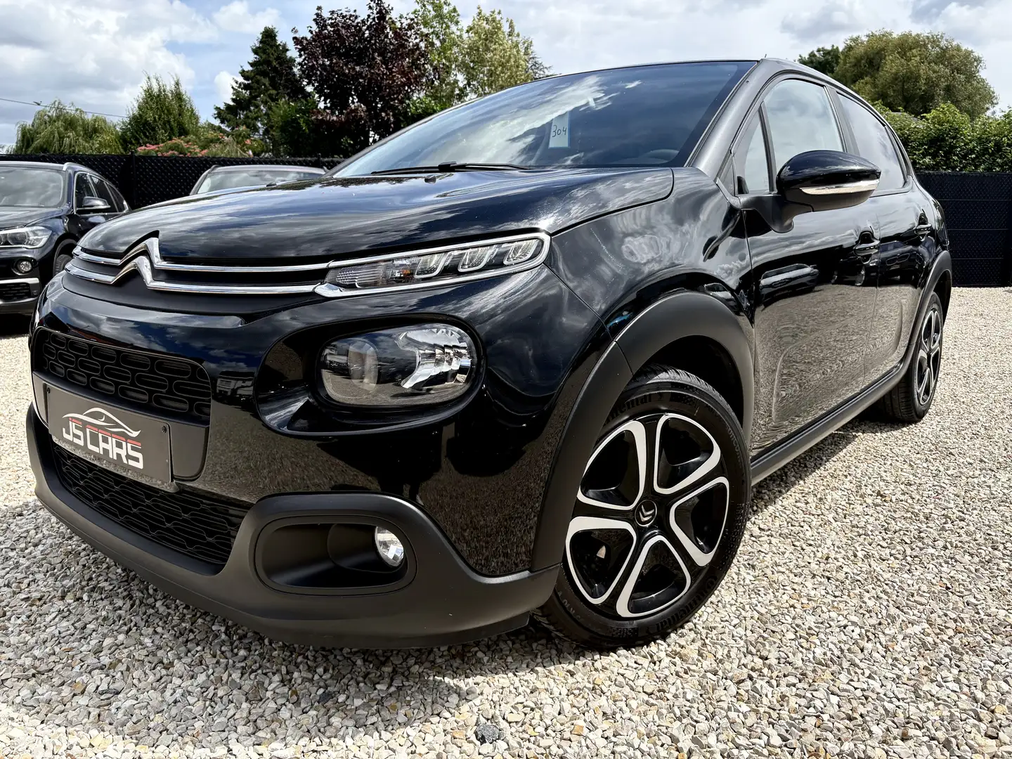 Citroen C3 1.2i Shine*1er main*carnet complet*distribution ok Noir - 2