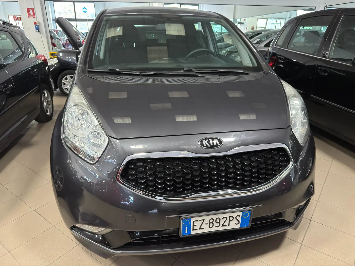 Kia Venga Venga 1.4 cvvt Active s/t.panoramico Grigio - 2