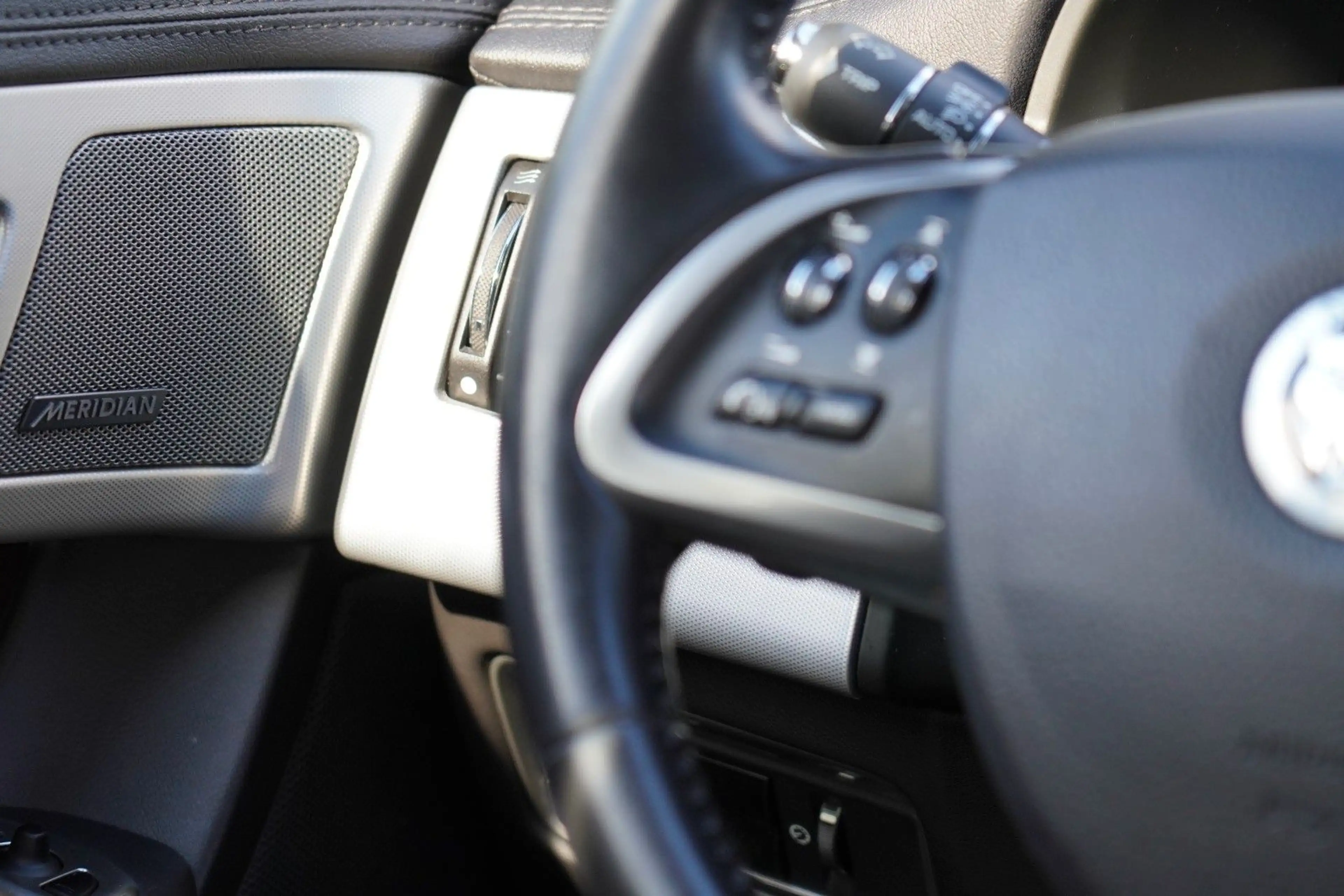 Jaguar XF 3.0 V6 Diesel — photo 13