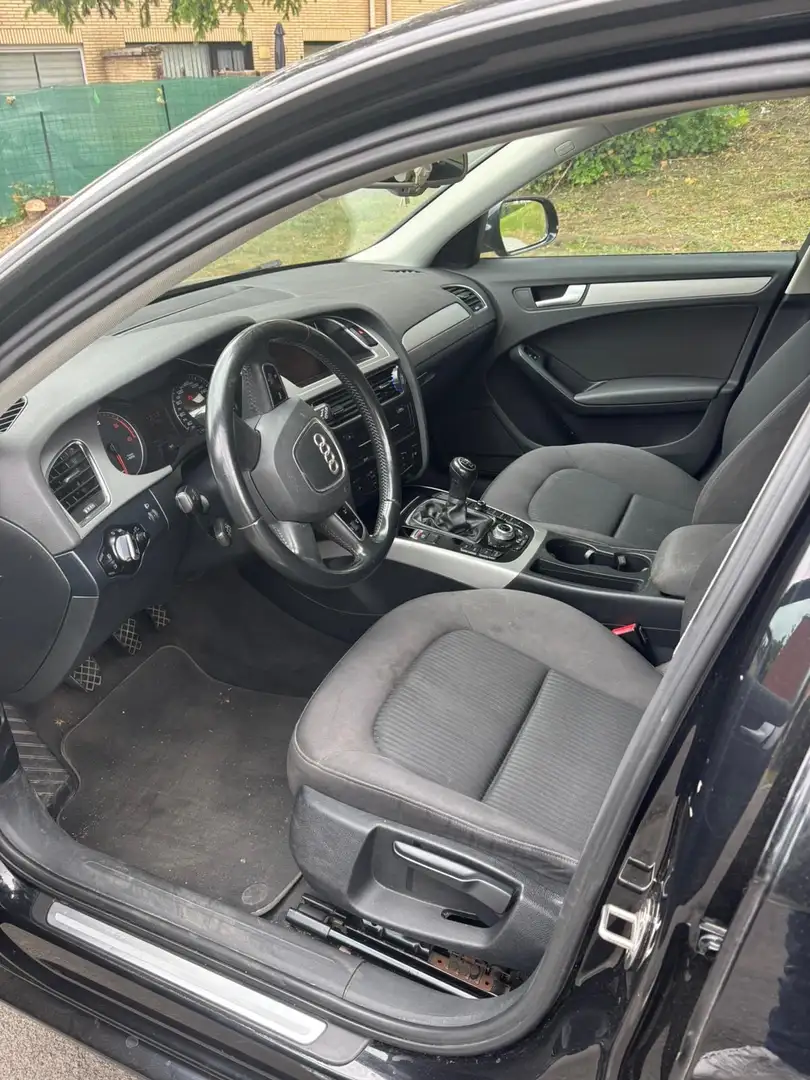 Audi A4 Avant 2.0 TDi Noir - 2