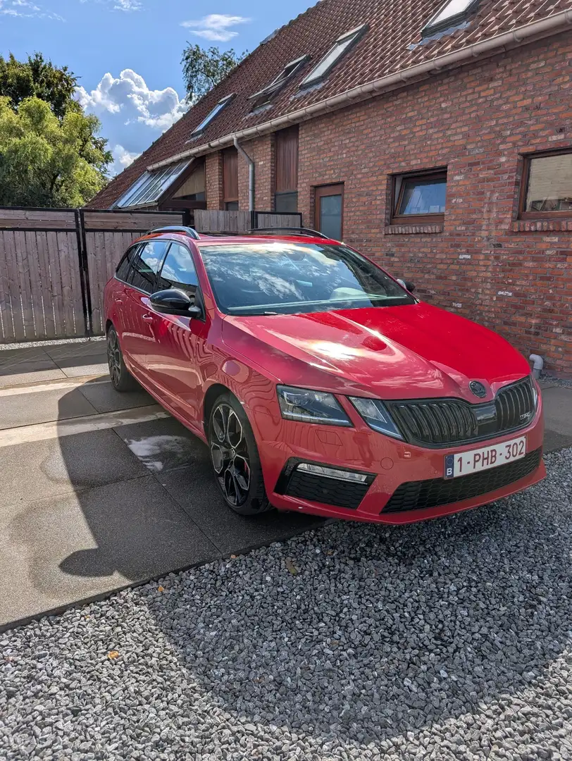 Skoda Octavia Combi 2.0 TSI DSG RS - 1