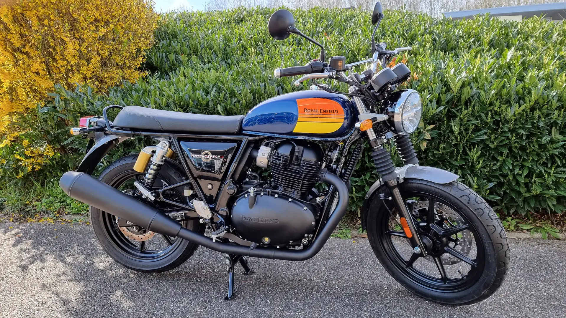 Royal Enfield Interceptor Albastru - 1