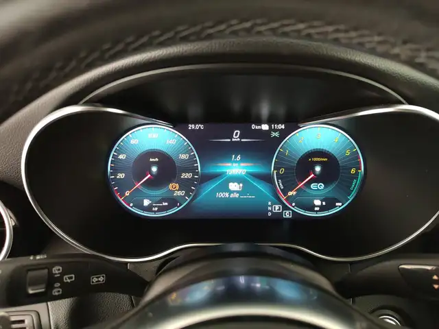 Mercedes-Benz 300 view 16