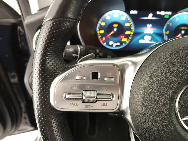 Mercedes-Benz 300 view 14