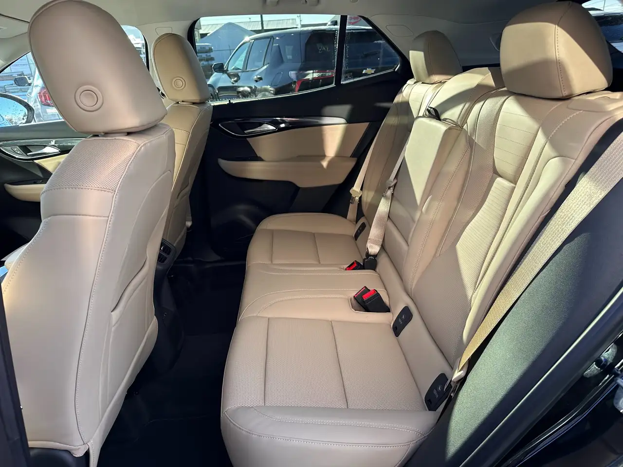 Buick Envision снимка Buick Envision