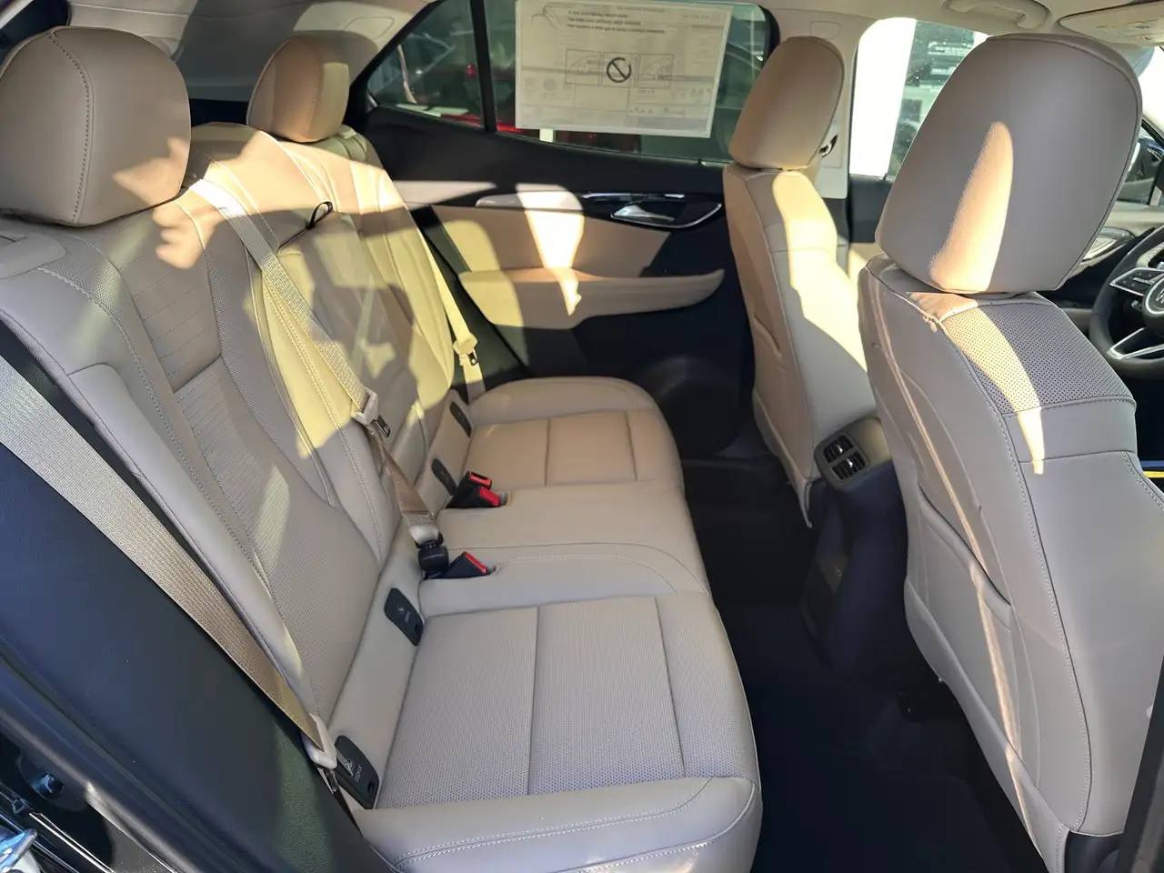 Buick Envision снимка Buick Envision