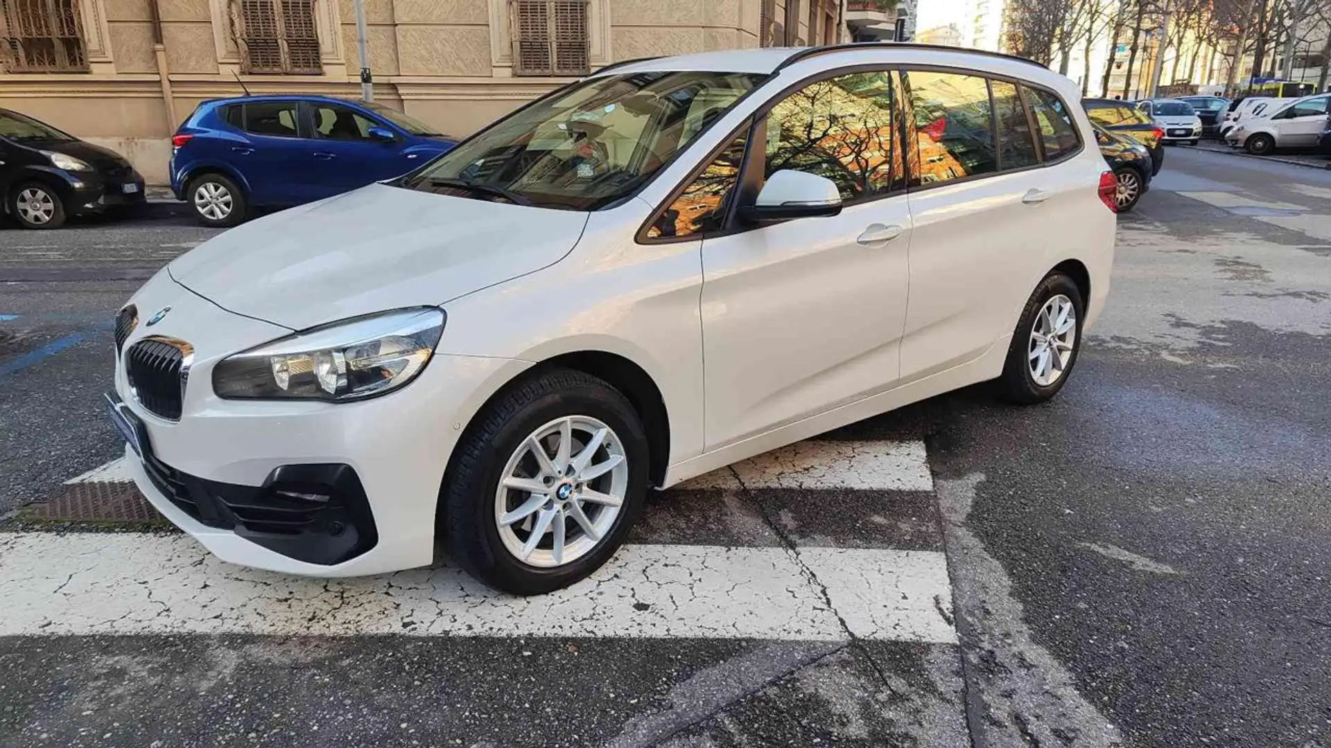 BMW 216 d Gran Tourer Business. NAVI-7POSTI-AUTOMATIC Bianco - 1