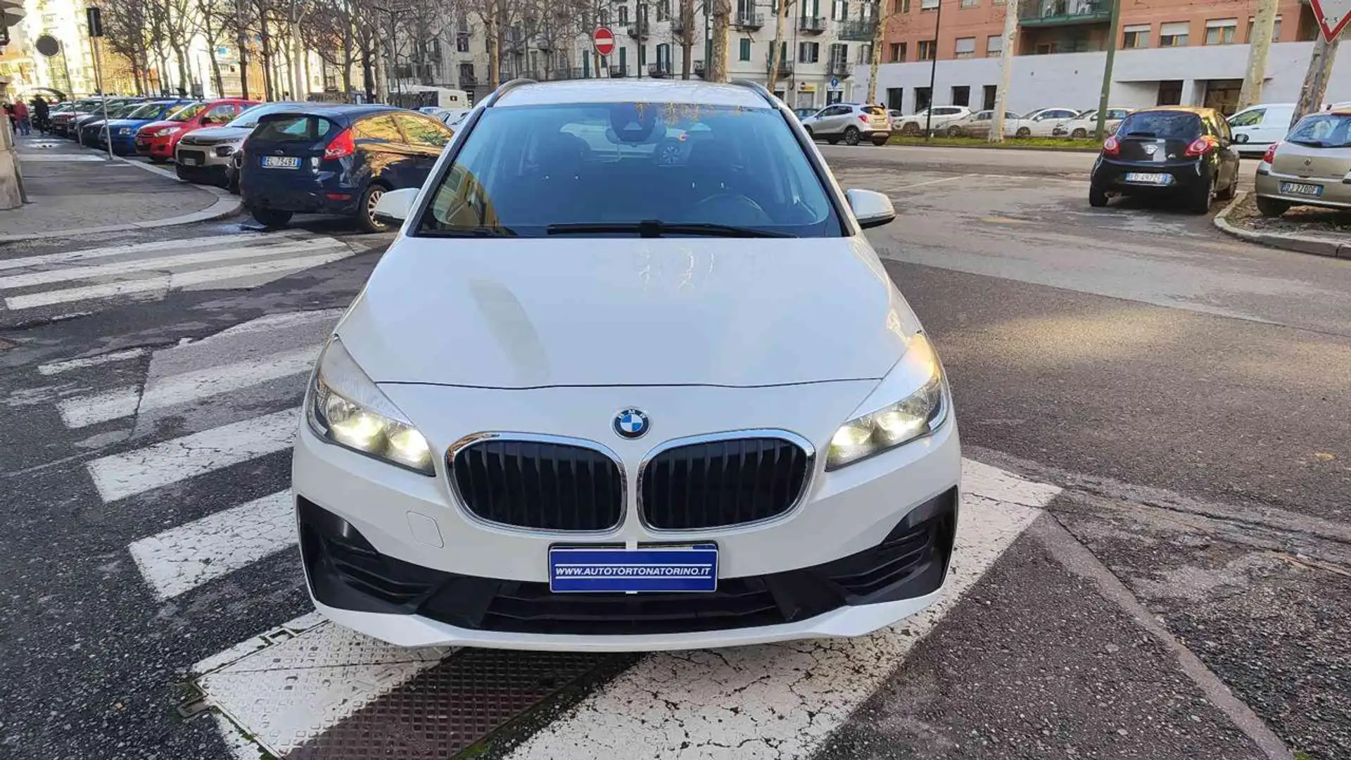 BMW 216 d Gran Tourer Business. NAVI-7POSTI-AUTOMATIC Bianco - 2