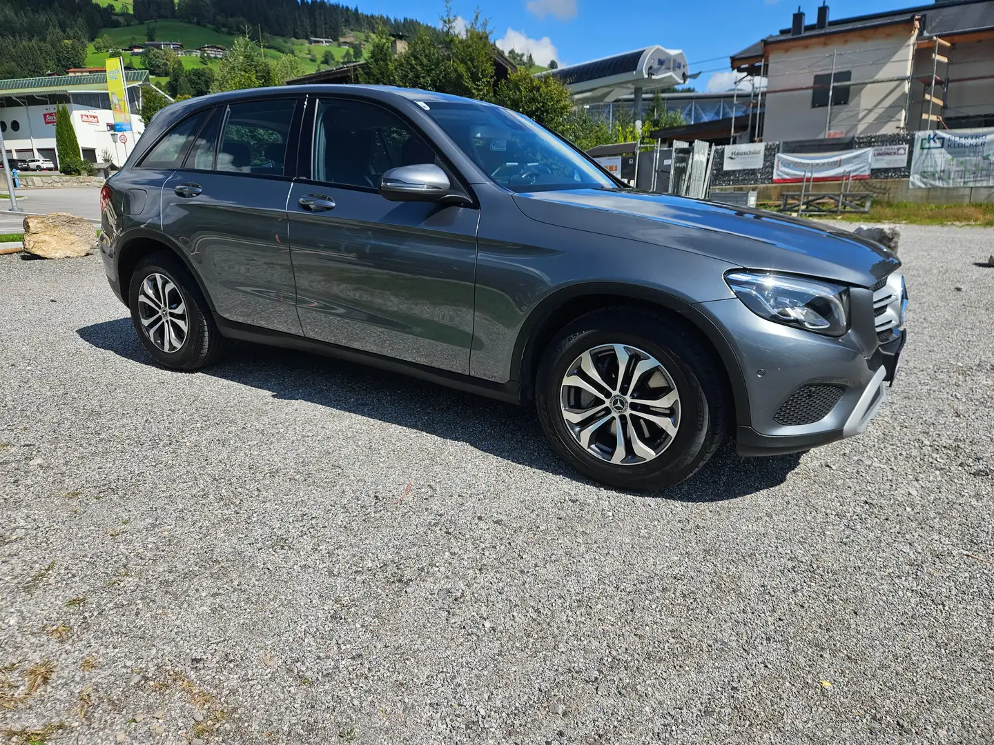 Mercedes-Benz GLC 220 GLC 220 d 4Matic (253.905) 1.Besitz Grau - 2
