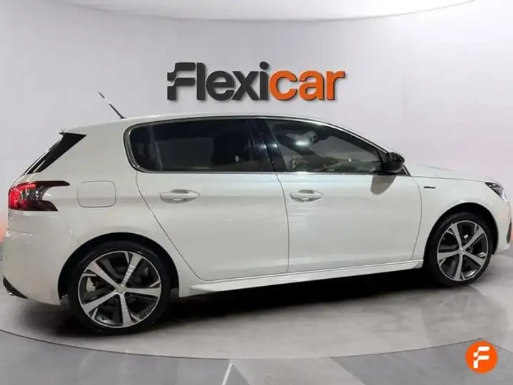 Peugeot 308 1.2 Pure Tech S&S GT Line 2017, foto 9