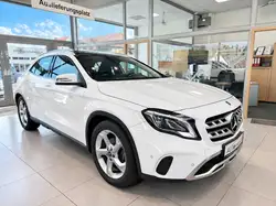 Mercedes-Benz GLA 200 URBAN Schiebedach AHK LED