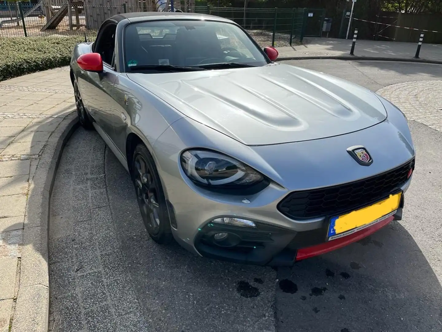 Abarth 124 Spider Silber - 2