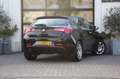 Alfa Romeo Giulietta 1.4 T Distinctive - Airco - Cruise control -DEALER Zwart - thumbnail 2