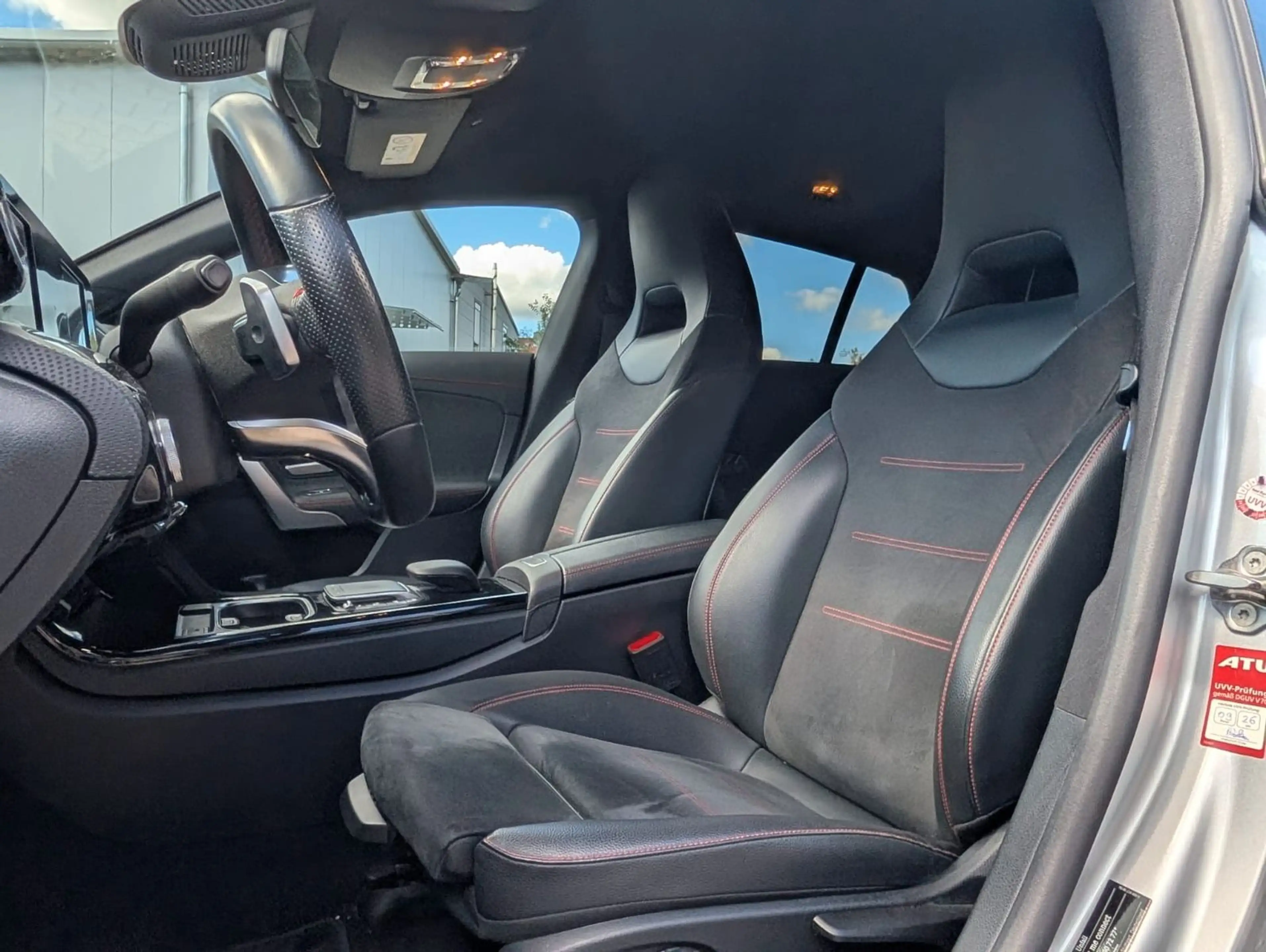 Mercedes-Benz CLA 220 AMG Sport-Paket — photo 4