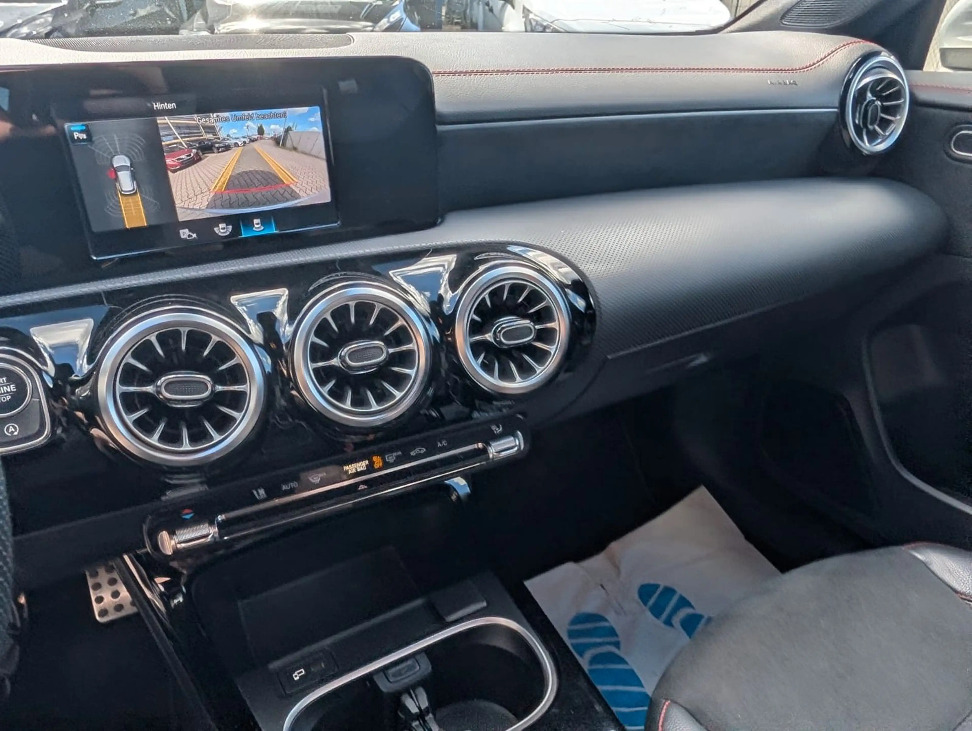 Mercedes-Benz CLA 220 AMG Sport-Paket — photo 7