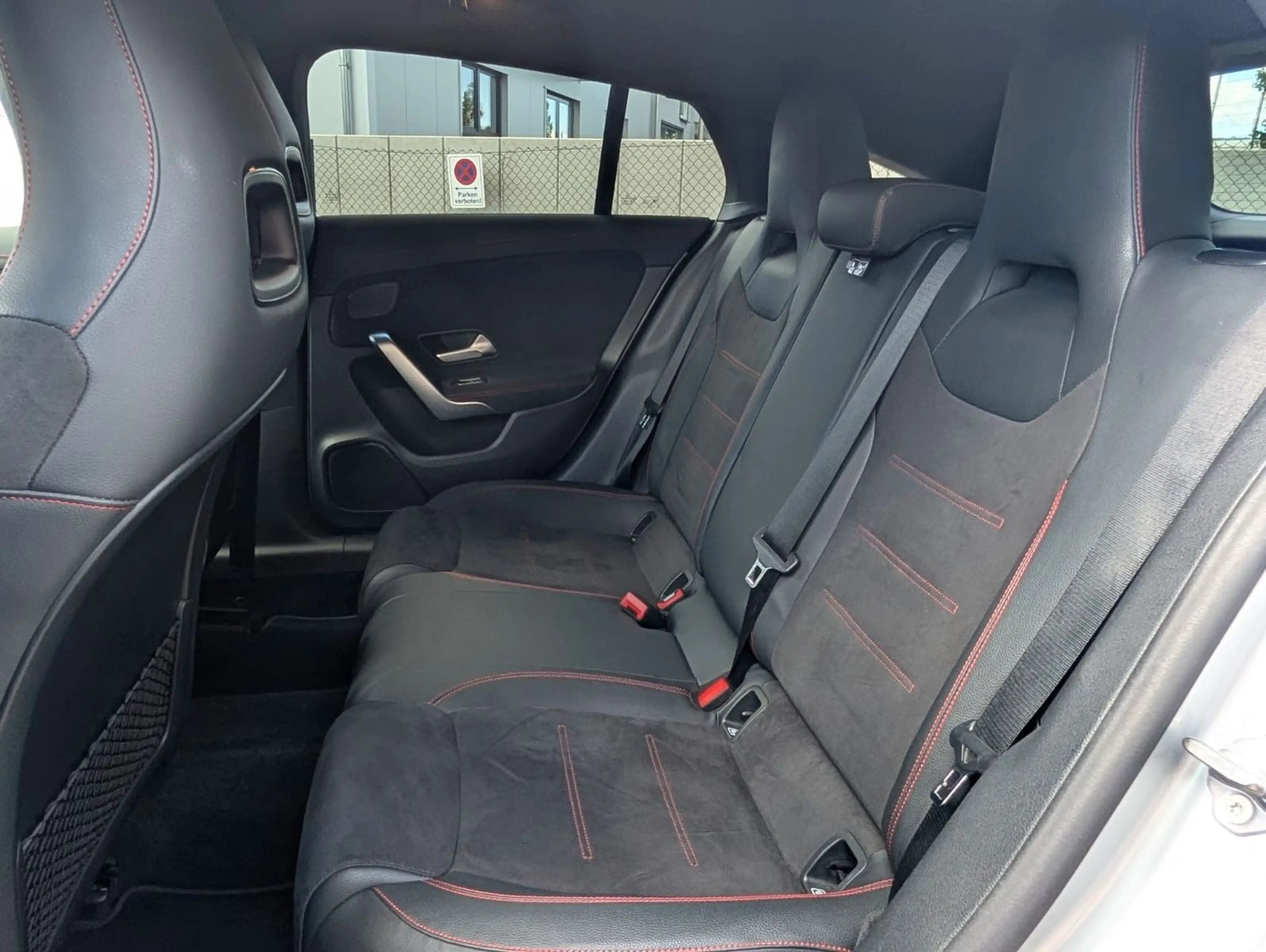 Mercedes-Benz CLA 220 AMG Sport-Paket — photo 9