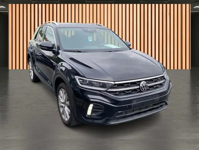 Volkswagen T-Roc view 6