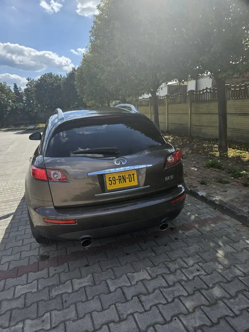 Infiniti FX - 1