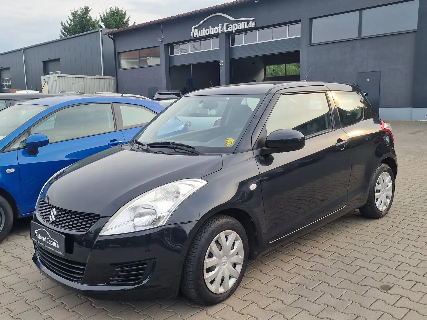 Suzuki Swift 1.2 Club/2.Ha/Klima/Tüv02.26/ZV/Eu5/ Schwarz - 1