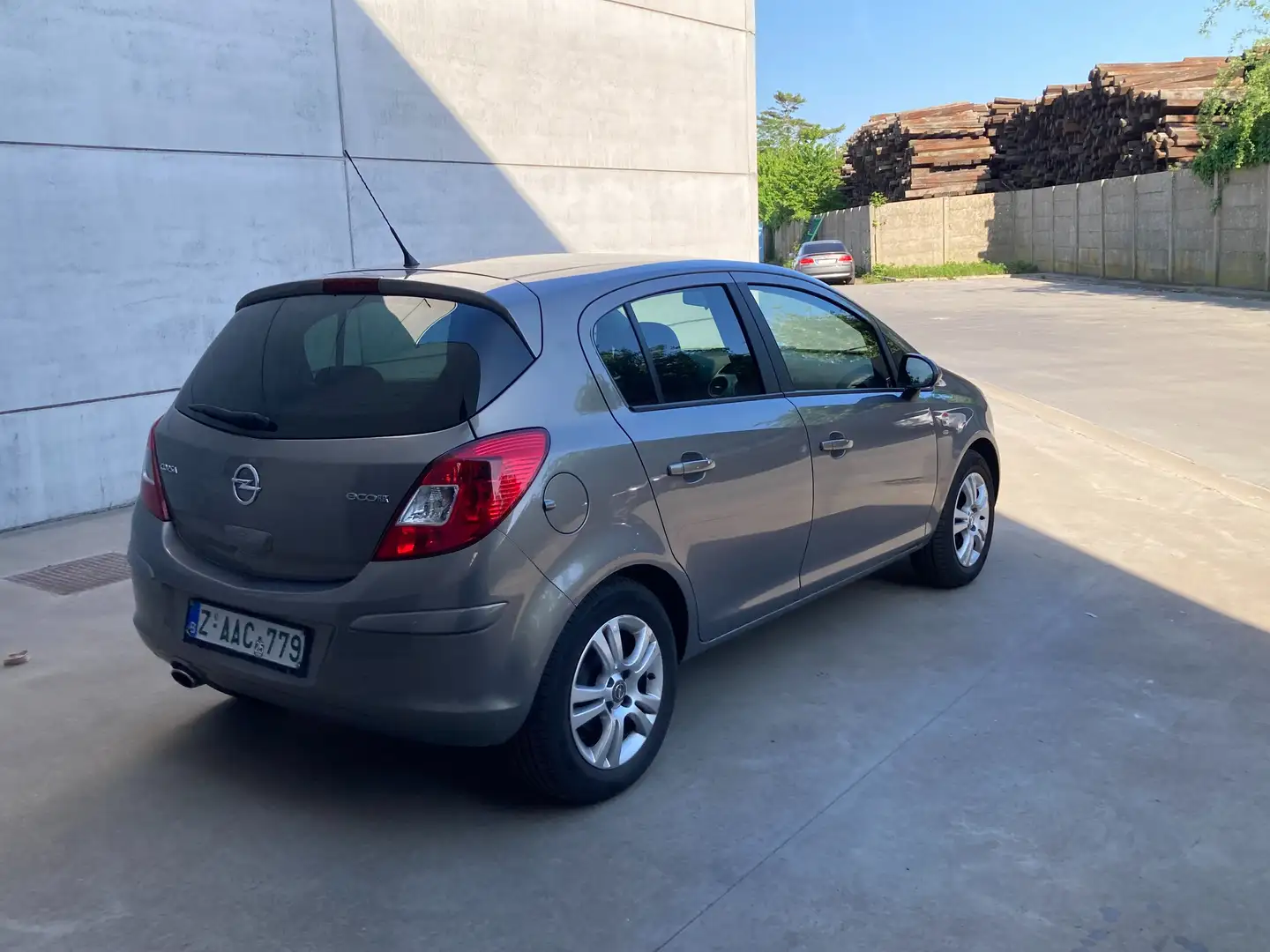 Opel Corsa 1.2benzine 12/2011 met 83000km*GPS NAVIGATIE*EURO5 Brun - 1