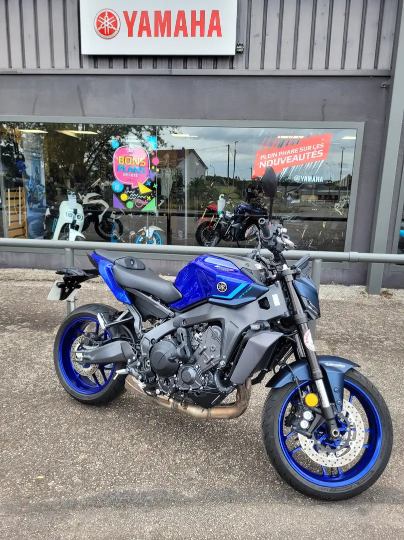 Yamaha MT-09 Azul - 2