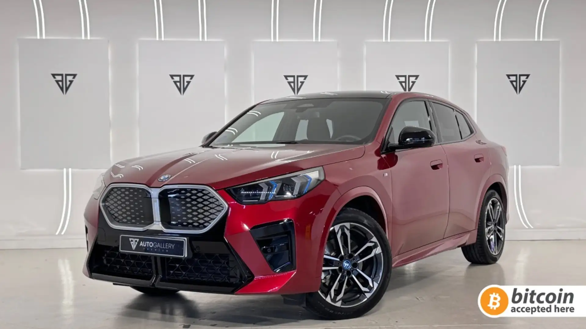 BMW iX2 xDrive30A M Sport Rojo - 1
