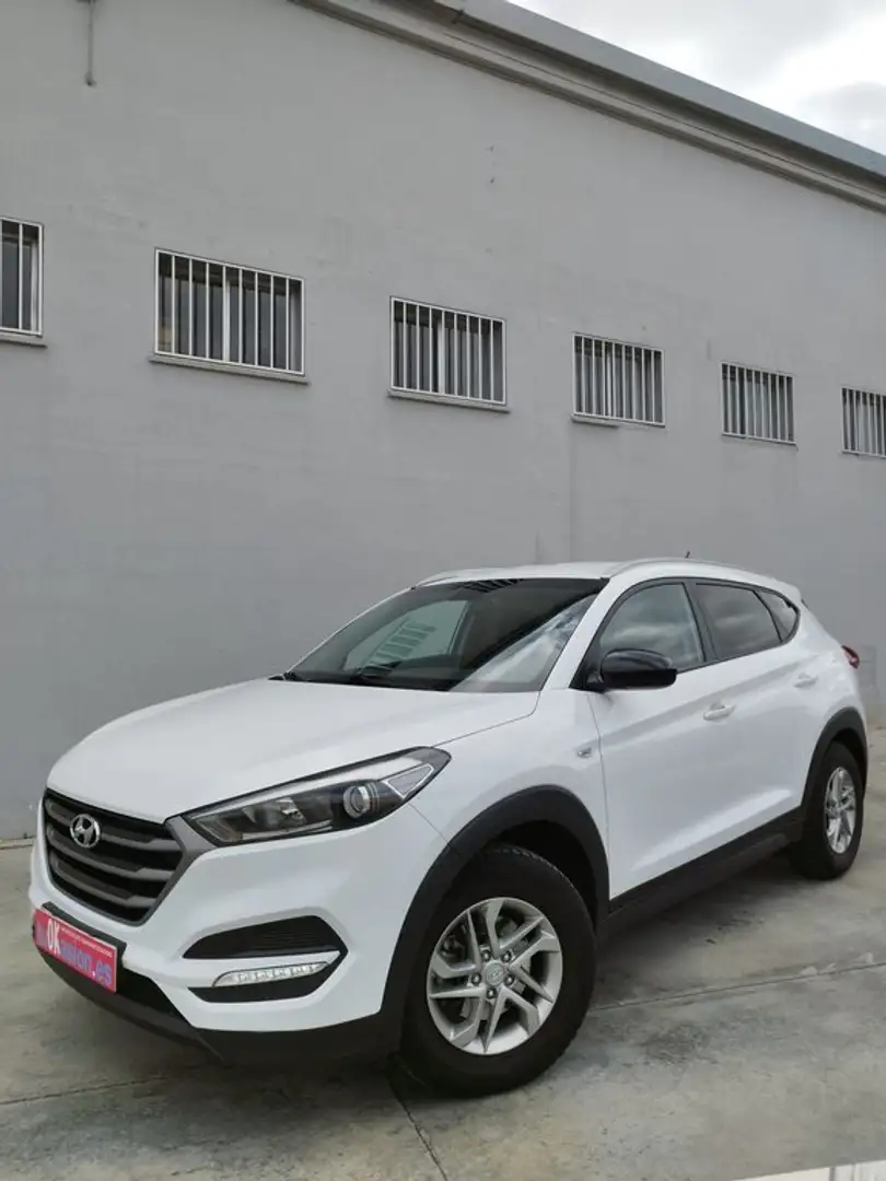 Hyundai TUCSON 1.7CRDi 115cv Essence Wit - 1