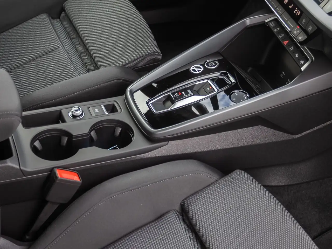 Audi A3 S line 35TFSI Stronic HUD SONOS ACC, миниатюра 28