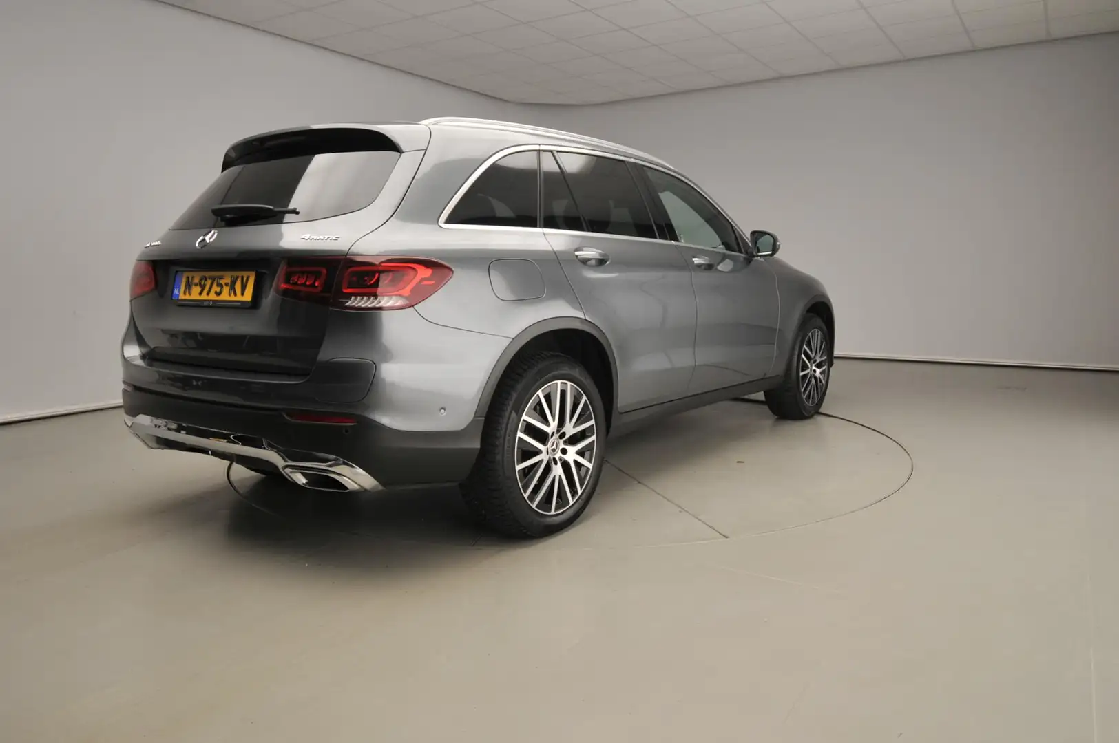 Mercedes-Benz GLC 300 300e 4MATIC Business Solution Luxury | Trekhaak | Grijs - 2